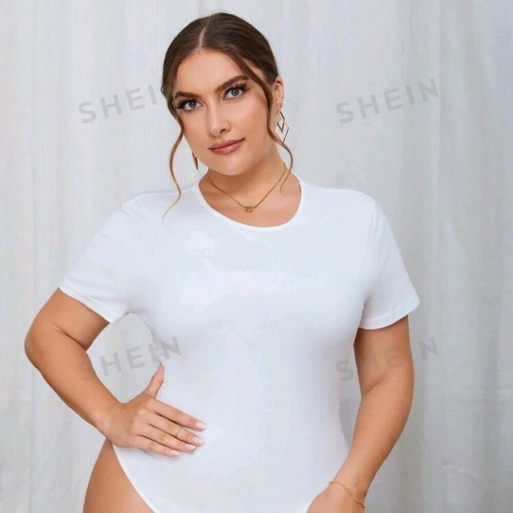 SHEIN Essnce Plus Solid Slim Fit Tee Bodysuit